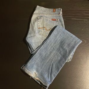 7 For All Man Kind Lowrise Flair Stretchy Size 27